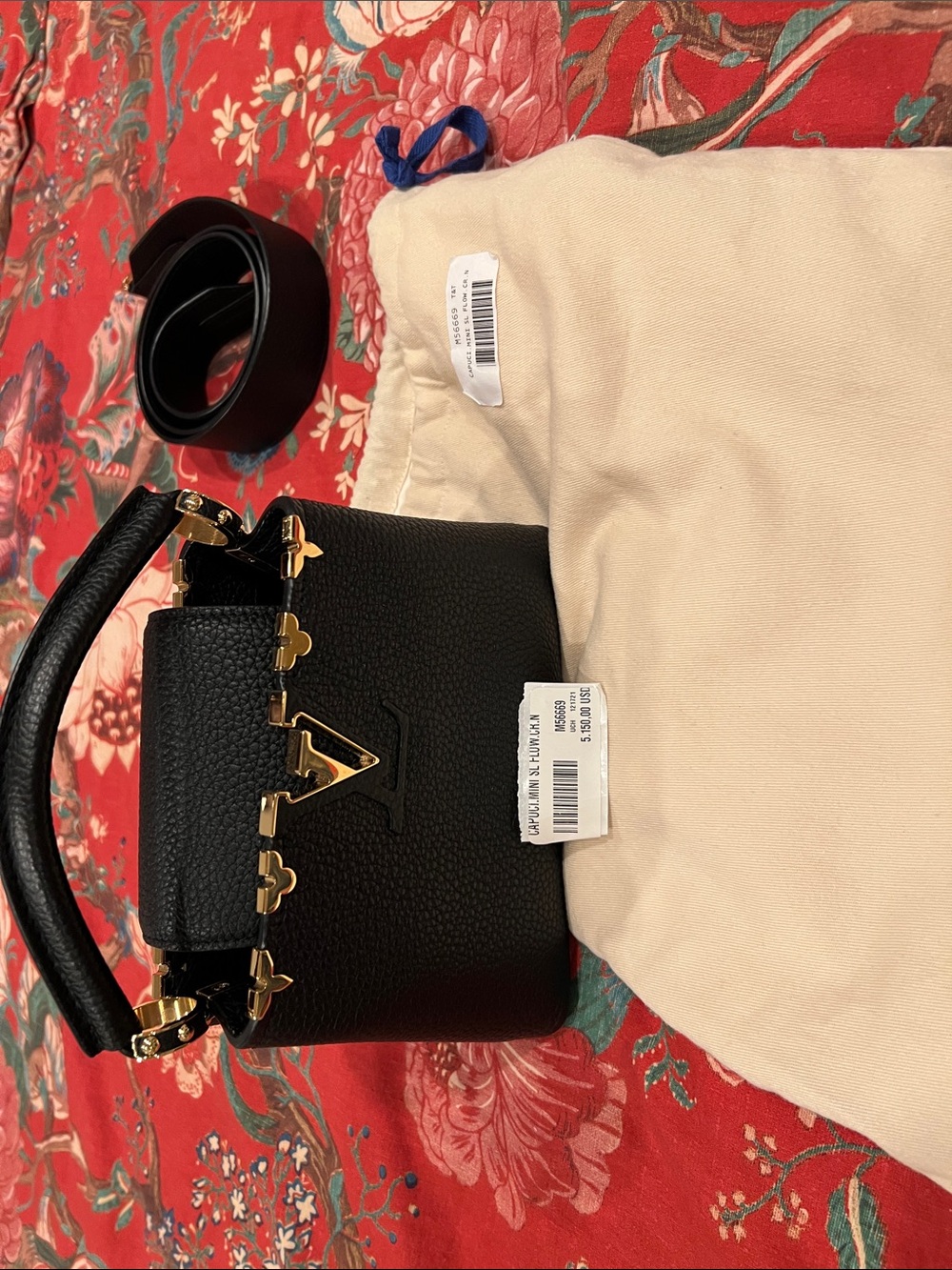 Louis Vuitton Black Capucines Mini Top-Handle Bag with Gold Hardware - Picture 15 of 15